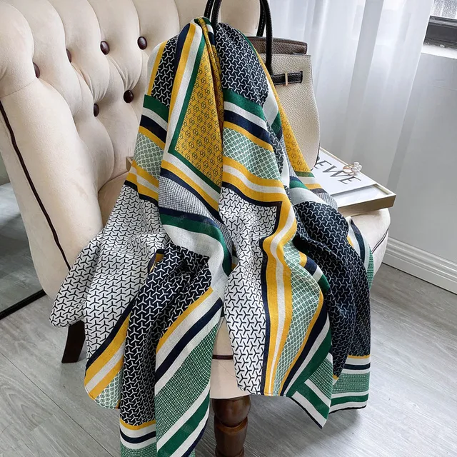 Classic Viscose Scarf – Flowy, Soft, and Elegant
