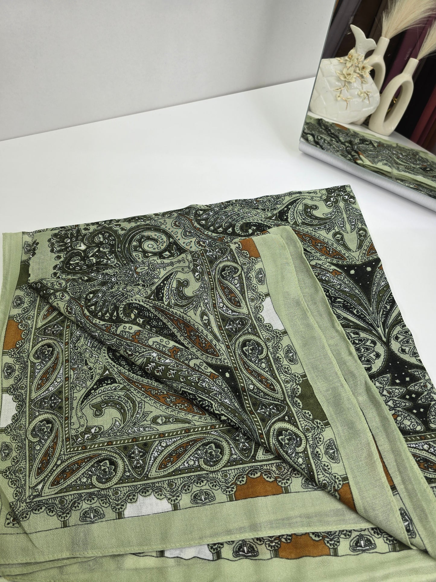 Mehendi Pista Printed Viscose Scarf