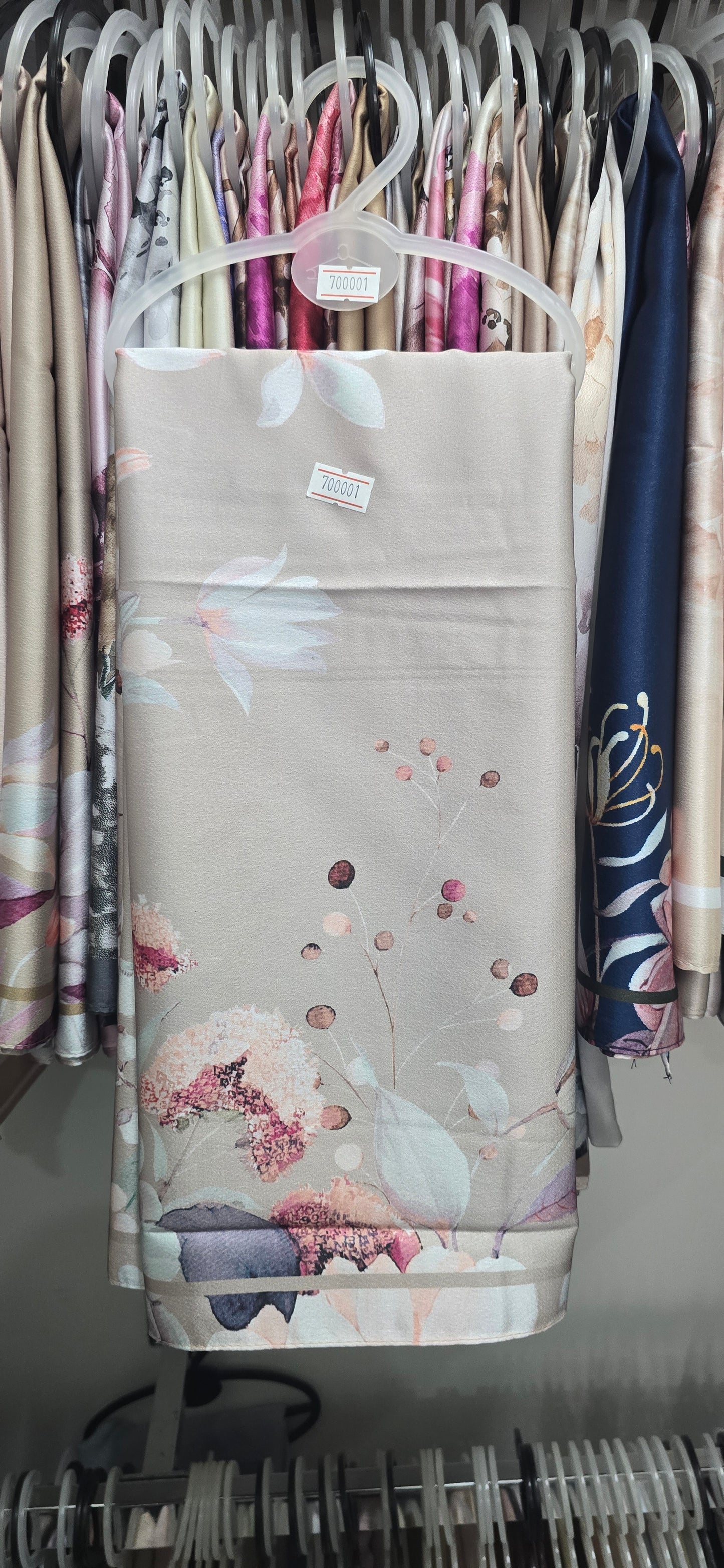 Sale Hijab Item Series - 7