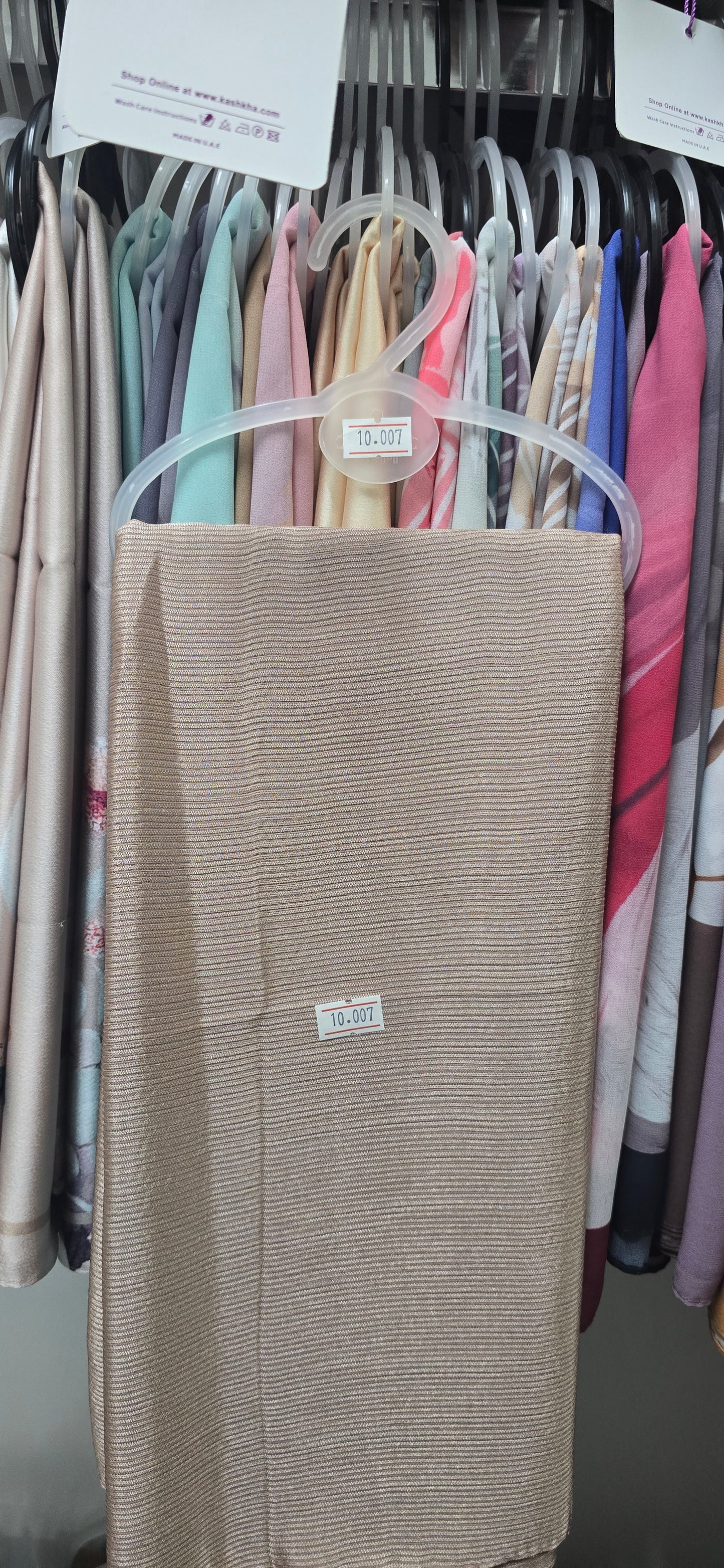 Sale Hijab Item Series - 10.