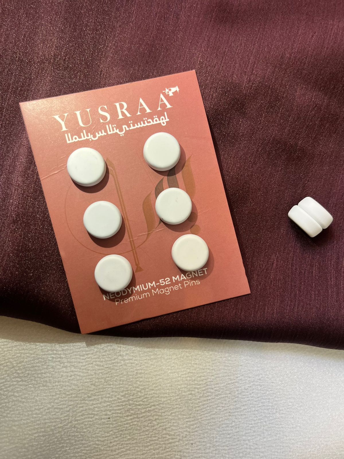 White Round Flat Black Hijab Magnet – 1 Pair Fabric Hijab Magnet