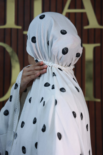 Qamr Premium Printed Namaz Makhana