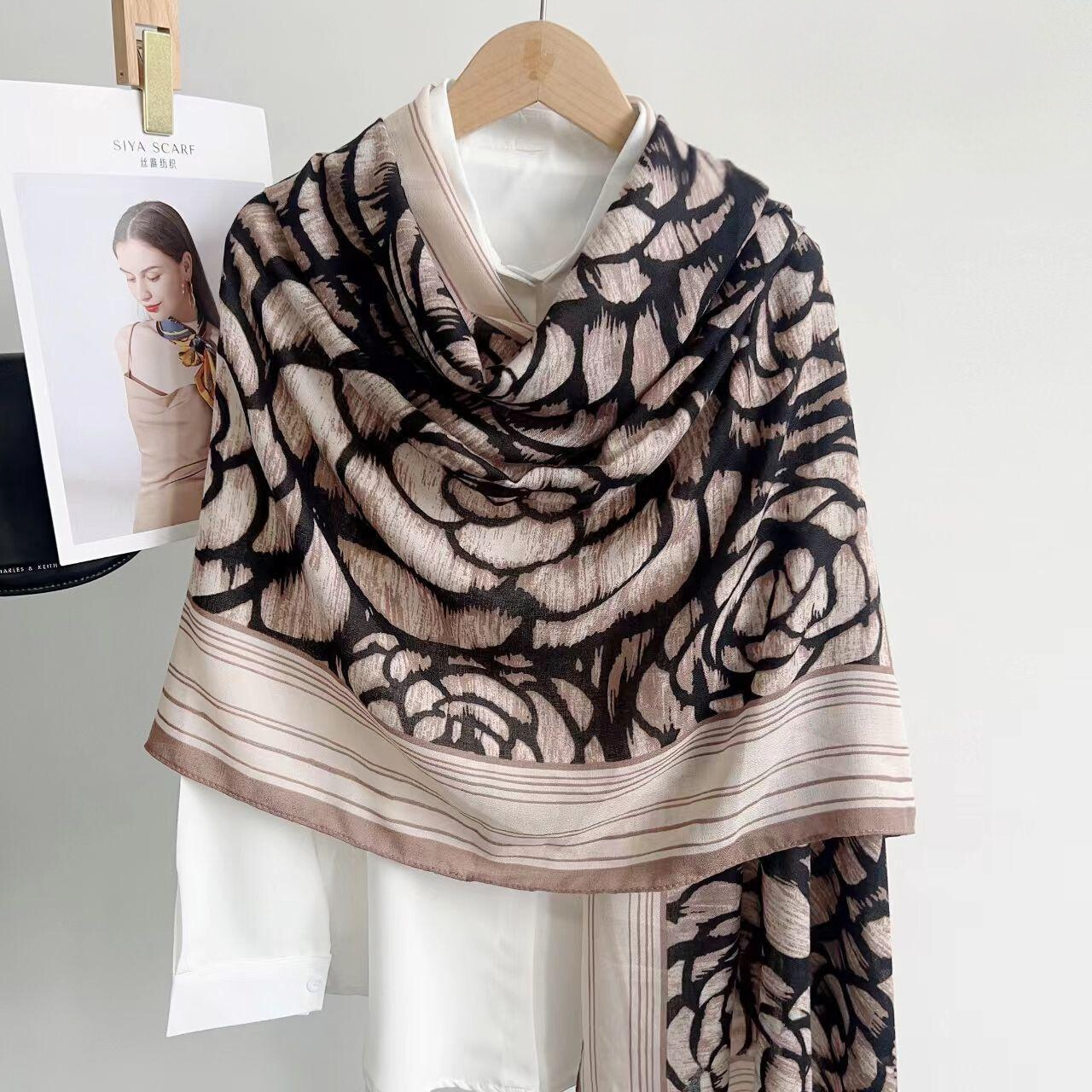 Vintage Rose Printed Viscose Scarf