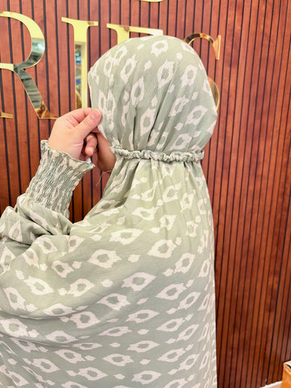 Serenity Premium Printed Namaz Makhana with Sleevs