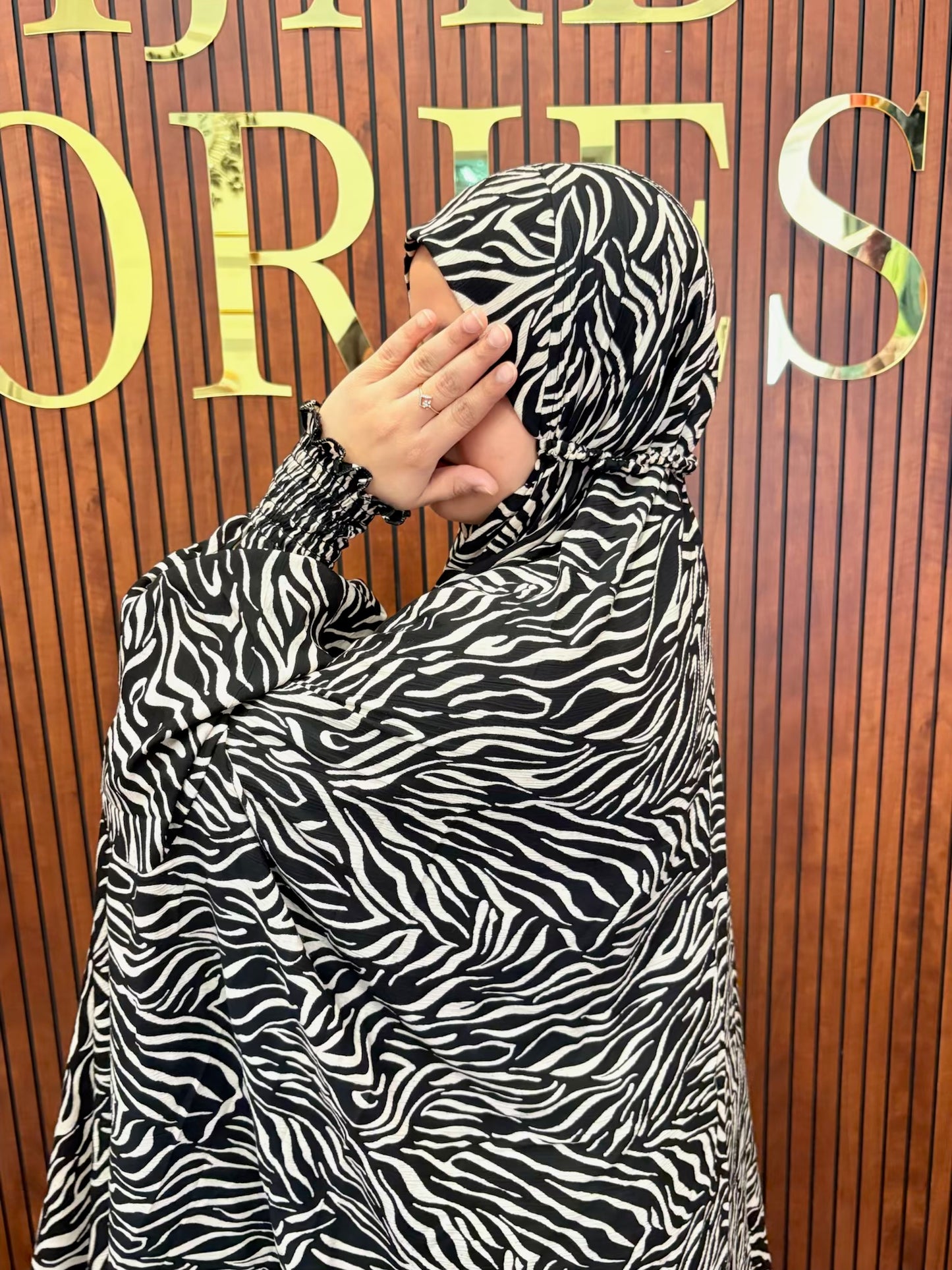 Barakah Premium Printed Namaz Makhana with Sleeves