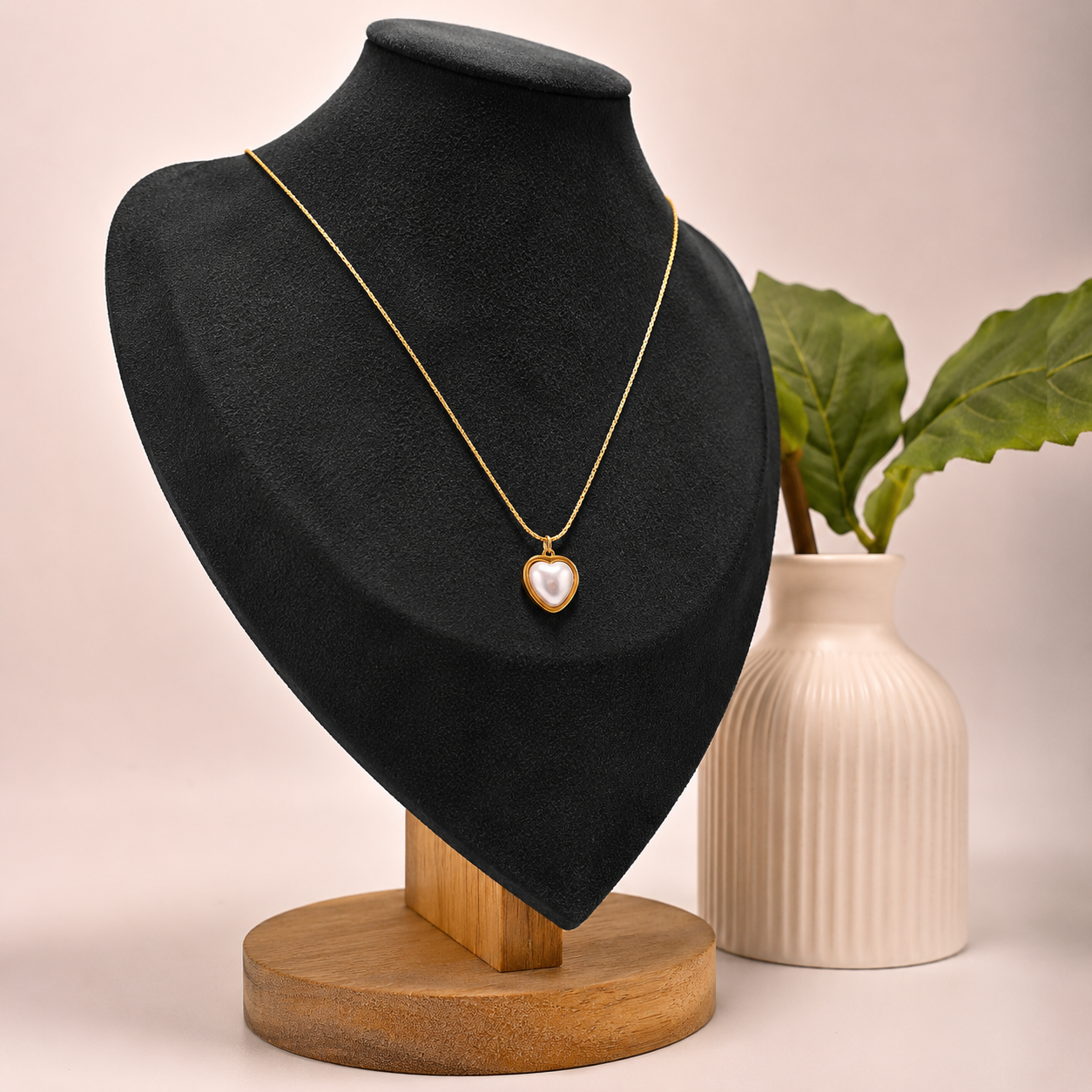 Pearl White Heart Gold-Tone Anti-Tarnish Necklace