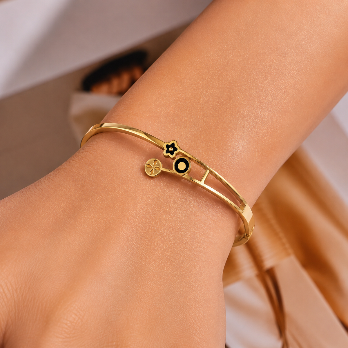 Start Round Gold-Tone Anti-Tarnish Bangle Bracelet
