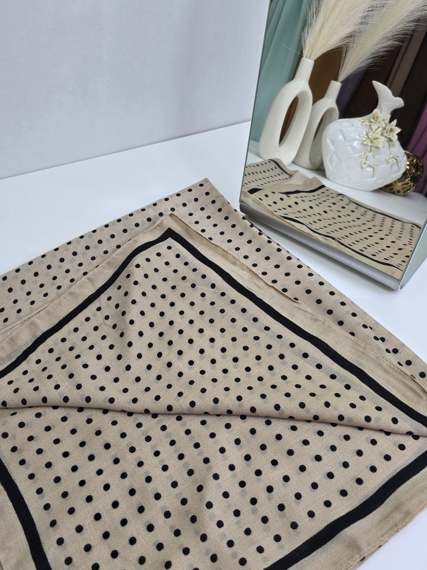 Small Dots Sand Printed Viscose Scarf