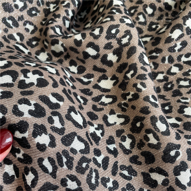 Pinkish Animal V Printed Viscose Scarf